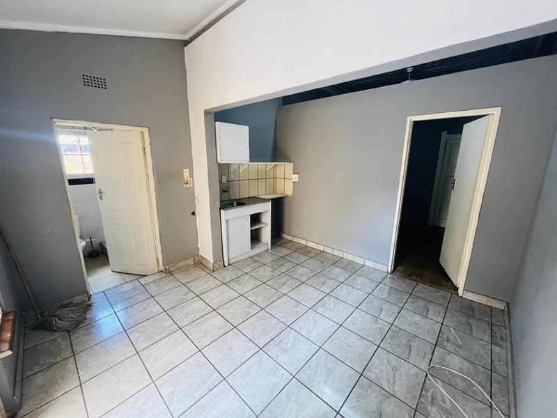 10 Bedroom Property for Sale in Kensington Gauteng