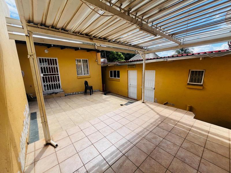 10 Bedroom Property for Sale in Kensington Gauteng