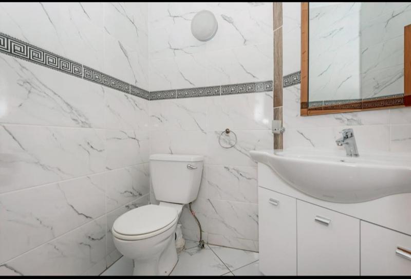 3 Bedroom Property for Sale in Observatory Gauteng