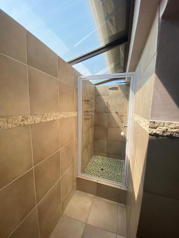 To Let 3 Bedroom Property for Rent in Glen Marais Gauteng