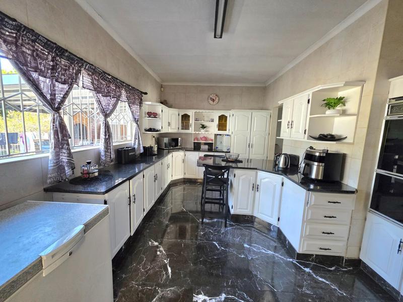 4 Bedroom Property for Sale in Freeway Park Gauteng