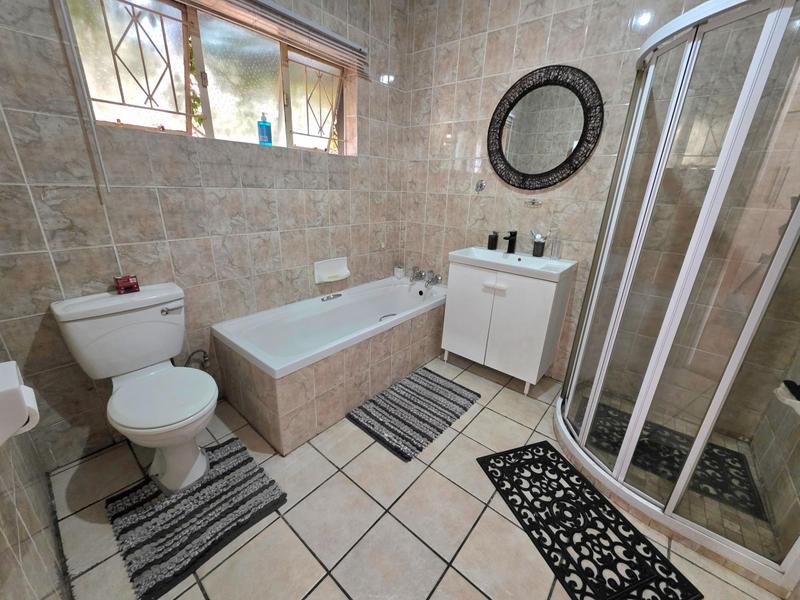 4 Bedroom Property for Sale in Freeway Park Gauteng