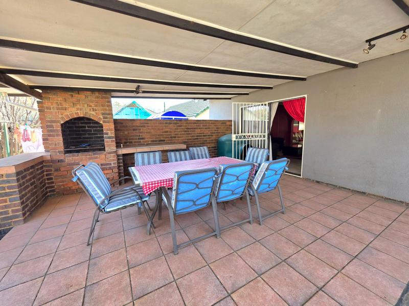 4 Bedroom Property for Sale in Freeway Park Gauteng