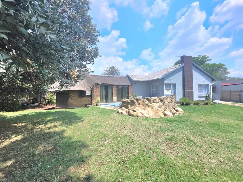 3 Bedroom Property for Sale in Elspark Gauteng