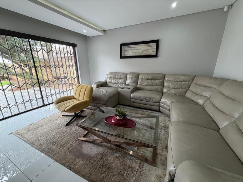 4 Bedroom Property for Sale in Sunair Park Gauteng