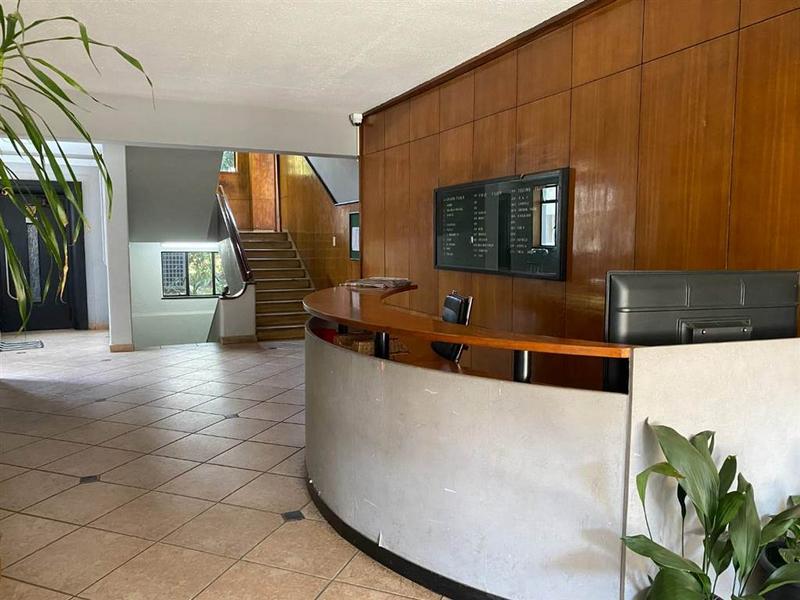 To Let 2 Bedroom Property for Rent in Illovo Gauteng