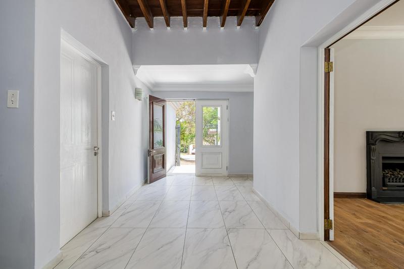 To Let 5 Bedroom Property for Rent in Dainfern Golf Estate Gauteng