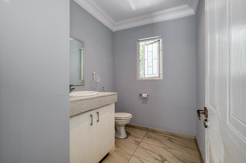 To Let 5 Bedroom Property for Rent in Dainfern Golf Estate Gauteng