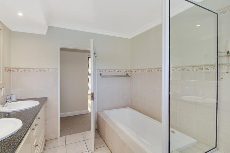 To Let 3 Bedroom Property for Rent in Dainfern Valley Gauteng