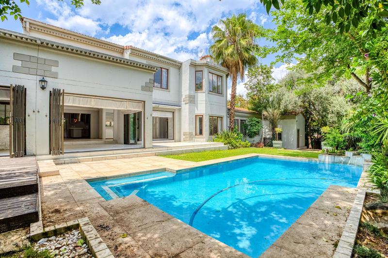 5 Bedroom Property for Sale in Dainfern Golf Estate Gauteng