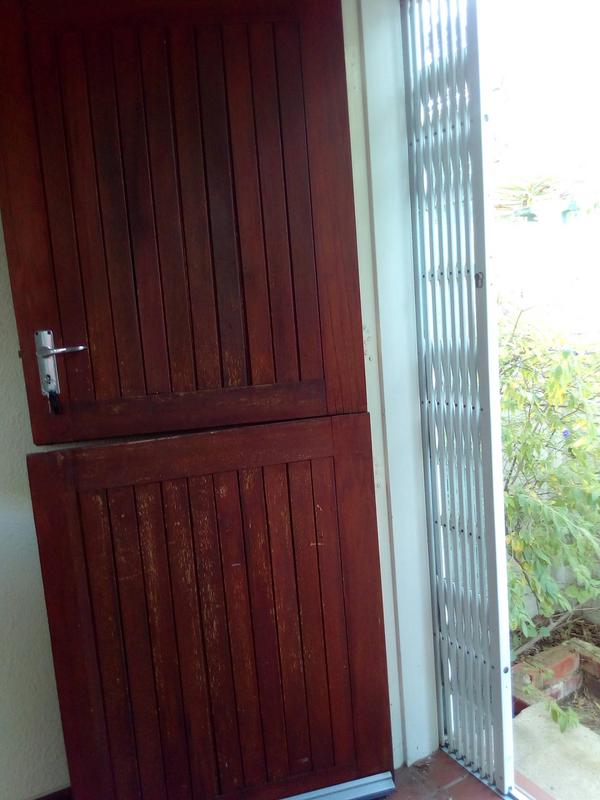 To Let 1 Bedroom Property for Rent in Vorna Valley Gauteng