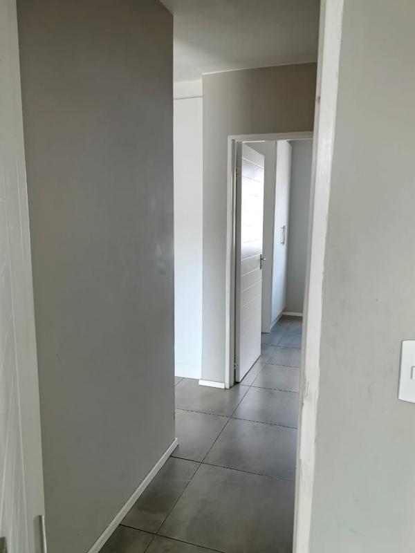 To Let 2 Bedroom Property for Rent in Noordwyk Gauteng