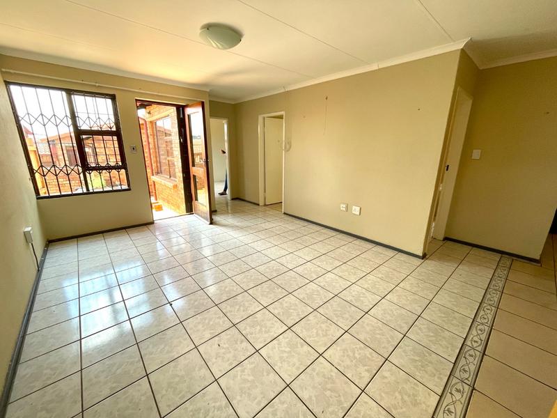 2 Bedroom Property for Sale in Rangeview Gauteng