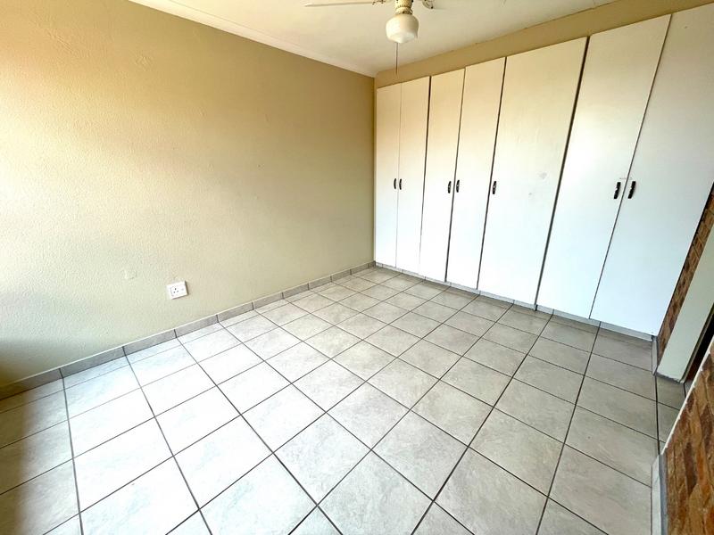 2 Bedroom Property for Sale in Rangeview Gauteng