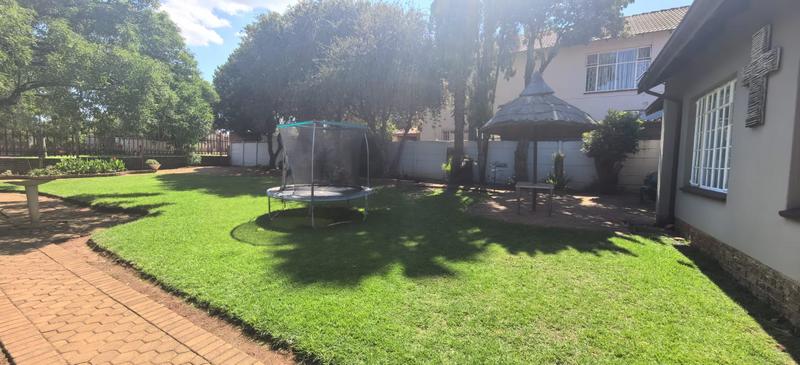 3 Bedroom Property for Sale in Roodepoort West Gauteng