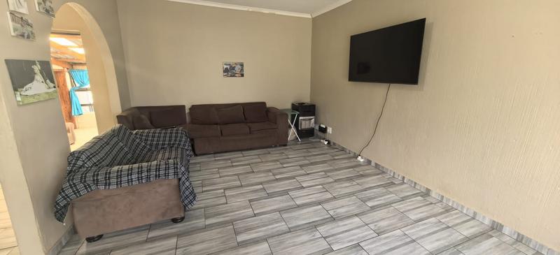 3 Bedroom Property for Sale in Roodepoort West Gauteng