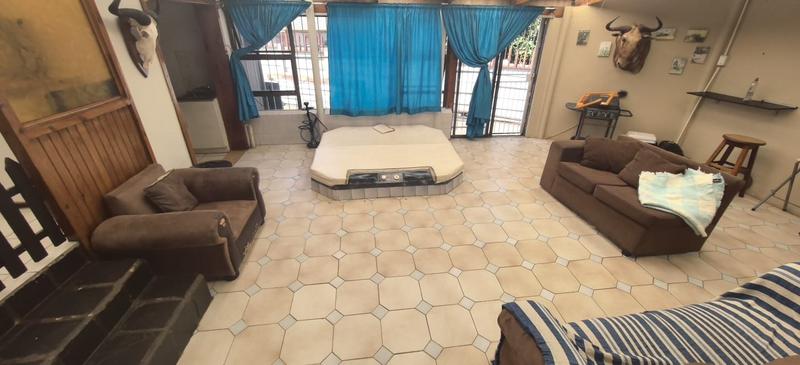 3 Bedroom Property for Sale in Roodepoort West Gauteng