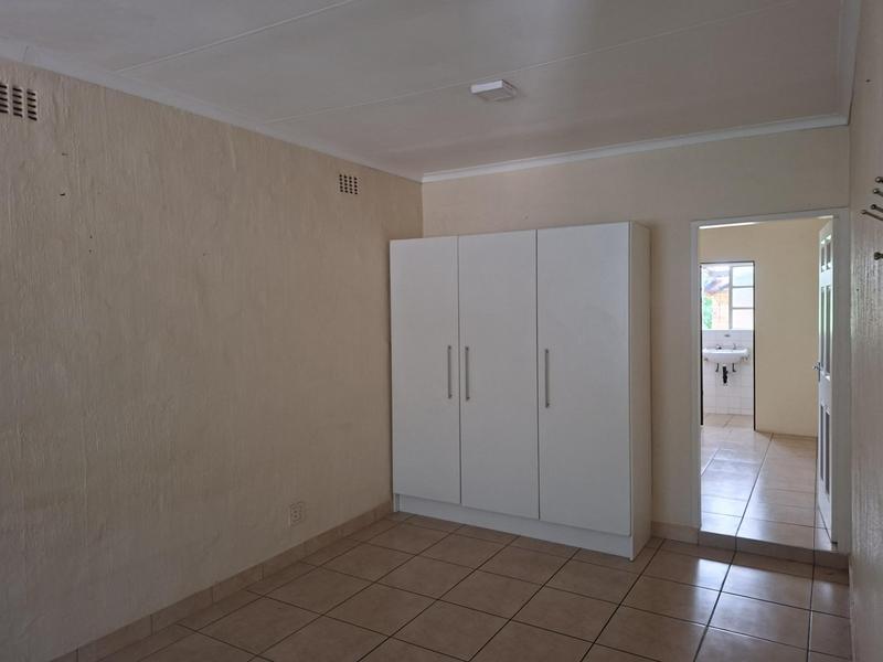 2 Bedroom Property for Sale in Birch Acres Gauteng