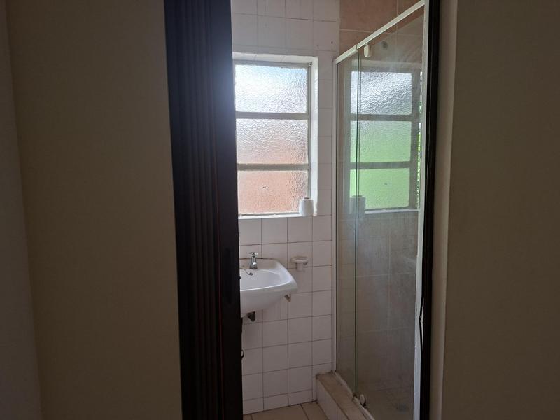 2 Bedroom Property for Sale in Birch Acres Gauteng