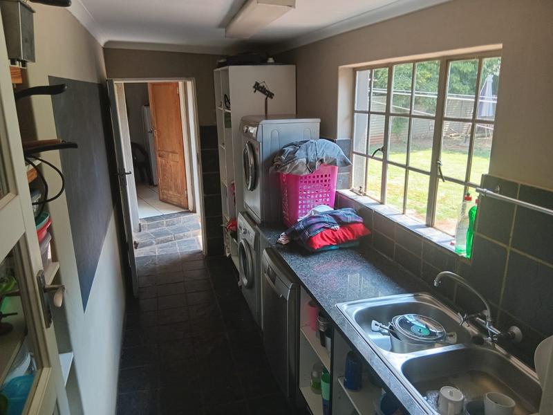 4 Bedroom Property for Sale in Eldoraigne Gauteng