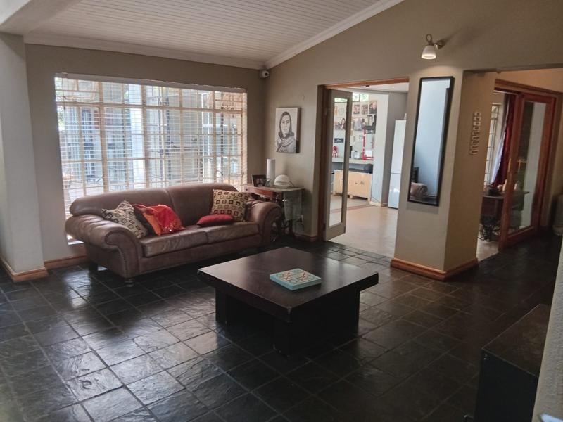 4 Bedroom Property for Sale in Eldoraigne Gauteng