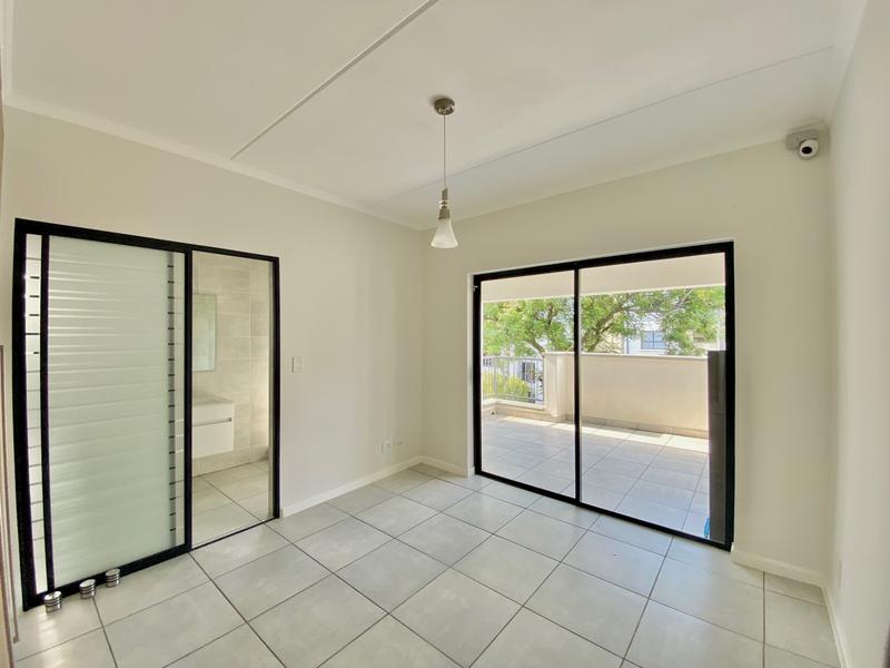 To Let 2 Bedroom Property for Rent in Crowthorne Gauteng