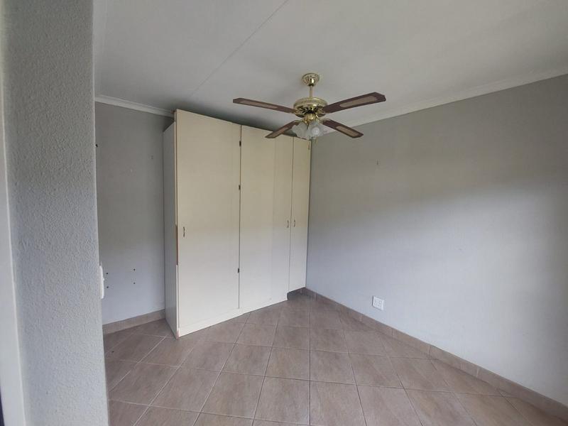 2 Bedroom Property for Sale in Greenhills Gauteng