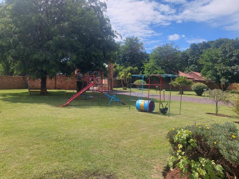 2 Bedroom Property for Sale in Greenhills Gauteng