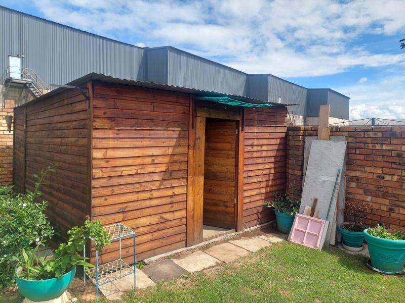 2 Bedroom Property for Sale in Greenhills Gauteng