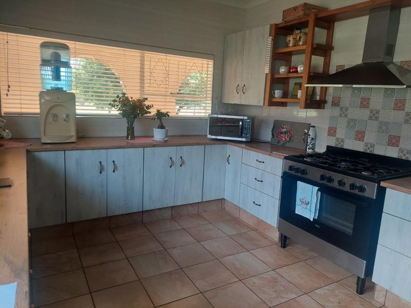 4 Bedroom Property for Sale in Randridge Ah Gauteng