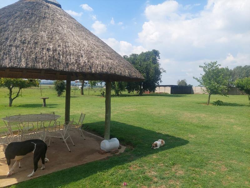 4 Bedroom Property for Sale in Randridge Ah Gauteng