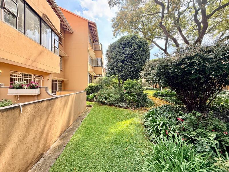 To Let 1 Bedroom Property for Rent in Sandown Gauteng