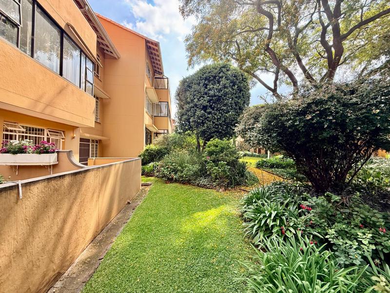 To Let 1 Bedroom Property for Rent in Sandown Gauteng