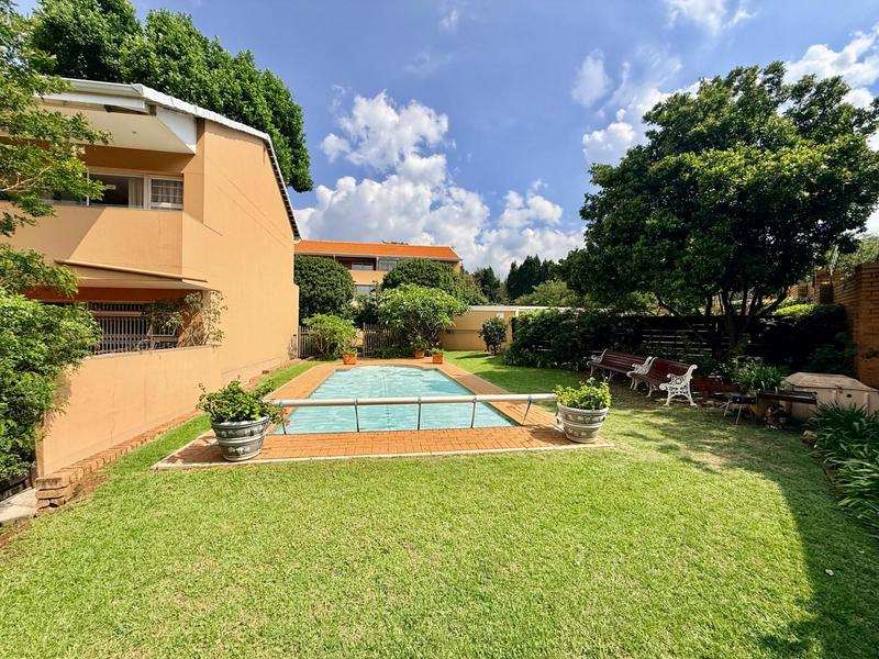 To Let 1 Bedroom Property for Rent in Sandown Gauteng