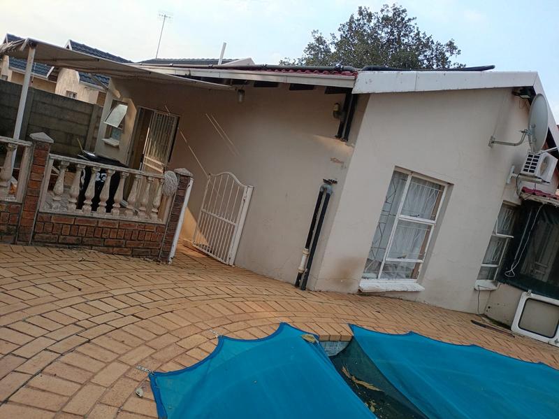 2 Bedroom Property for Sale in Norkem Park Gauteng