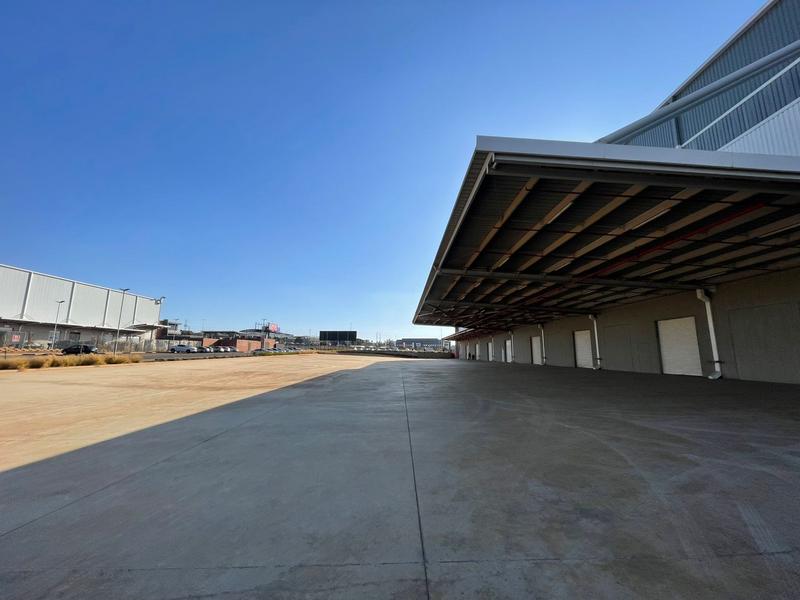 To Let commercial Property for Rent in Louwlardia Gauteng