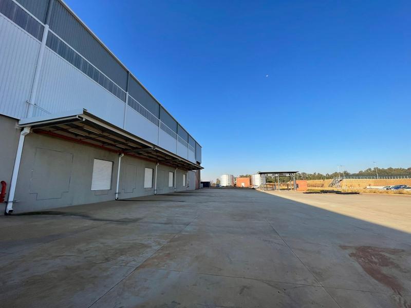 To Let commercial Property for Rent in Louwlardia Gauteng