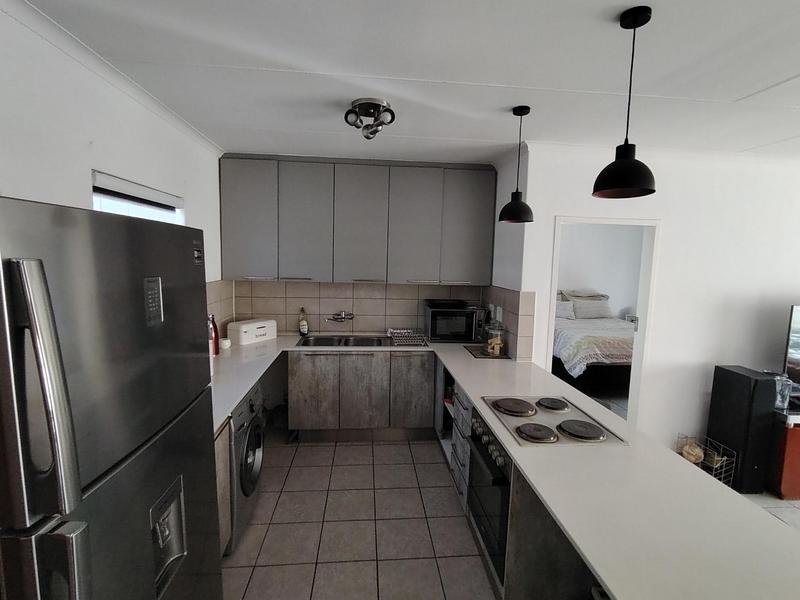 To Let 3 Bedroom Property for Rent in Monavoni Gauteng