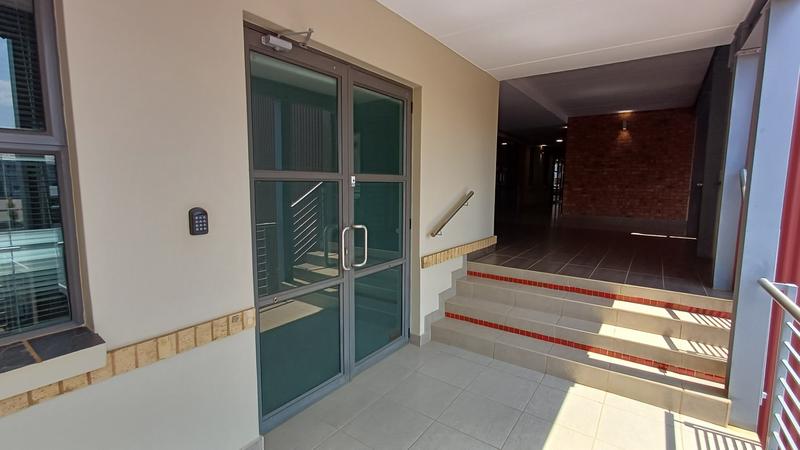 To Let commercial Property for Rent in Midstream Estate Gauteng
