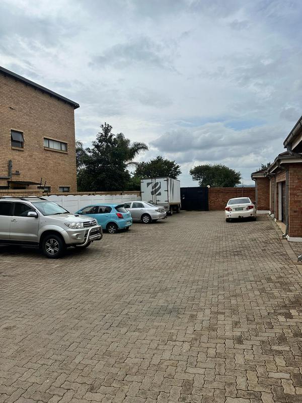 To Let 2 Bedroom Property for Rent in Lenasia Ext 9 Gauteng