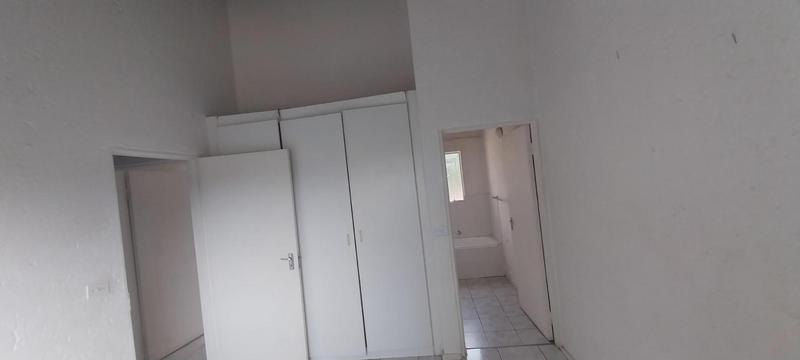 To Let 2 Bedroom Property for Rent in North Riding Gauteng