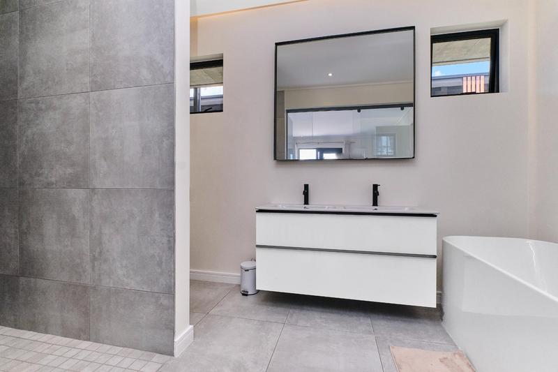 To Let 2 Bedroom Property for Rent in Hyde Park Gauteng