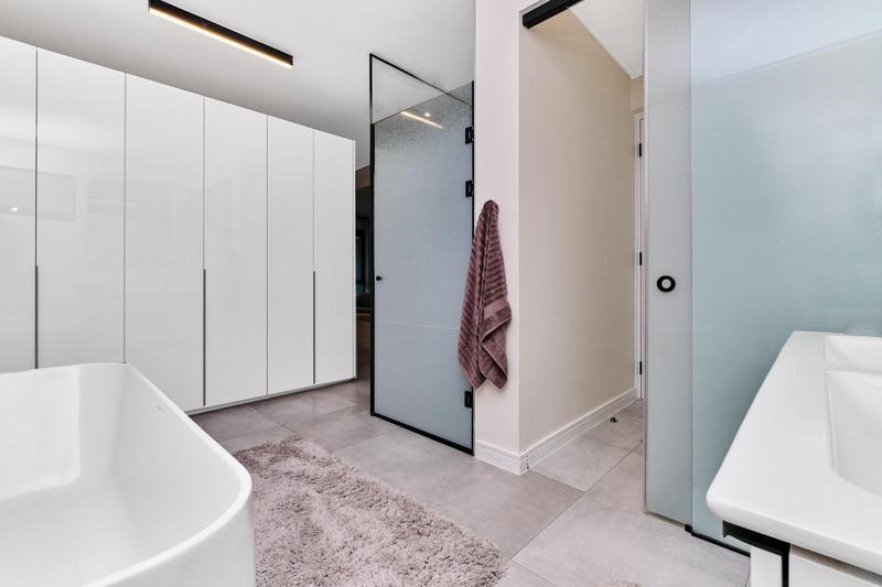 To Let 2 Bedroom Property for Rent in Hyde Park Gauteng