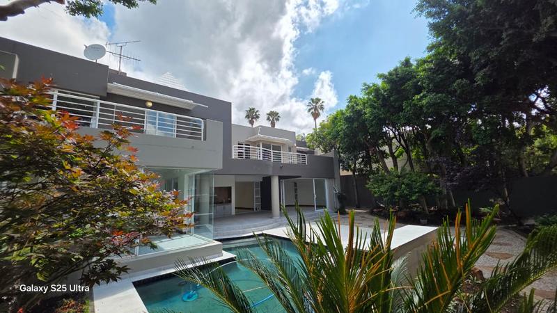 To Let 5 Bedroom Property for Rent in Sandhurst Gauteng