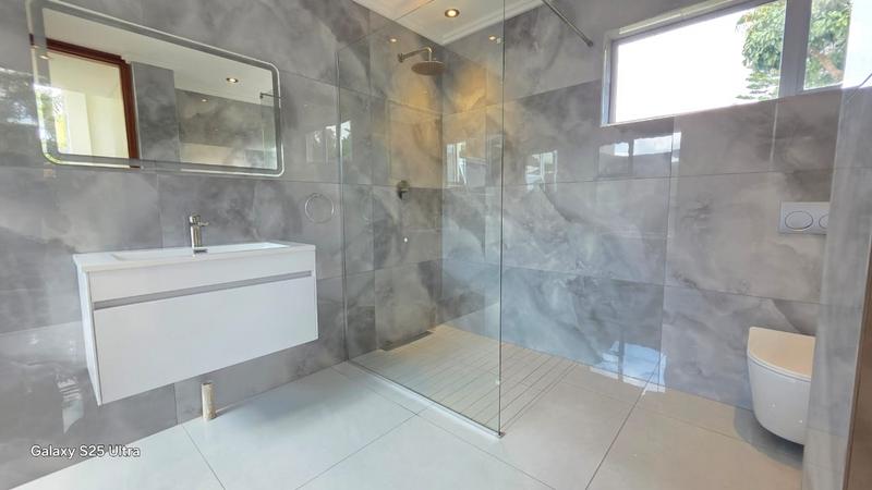 To Let 5 Bedroom Property for Rent in Sandhurst Gauteng