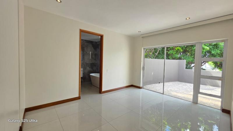 To Let 5 Bedroom Property for Rent in Sandhurst Gauteng