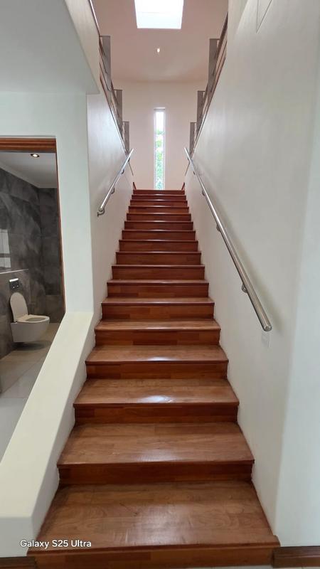 To Let 5 Bedroom Property for Rent in Sandhurst Gauteng