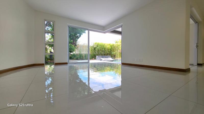 To Let 5 Bedroom Property for Rent in Sandhurst Gauteng