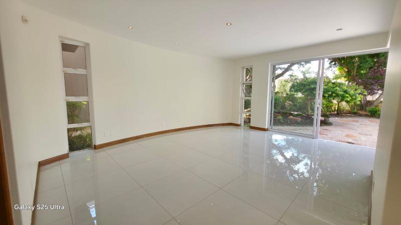To Let 5 Bedroom Property for Rent in Sandhurst Gauteng