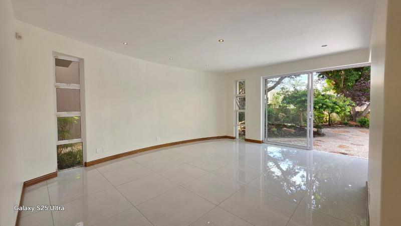 To Let 5 Bedroom Property for Rent in Sandhurst Gauteng